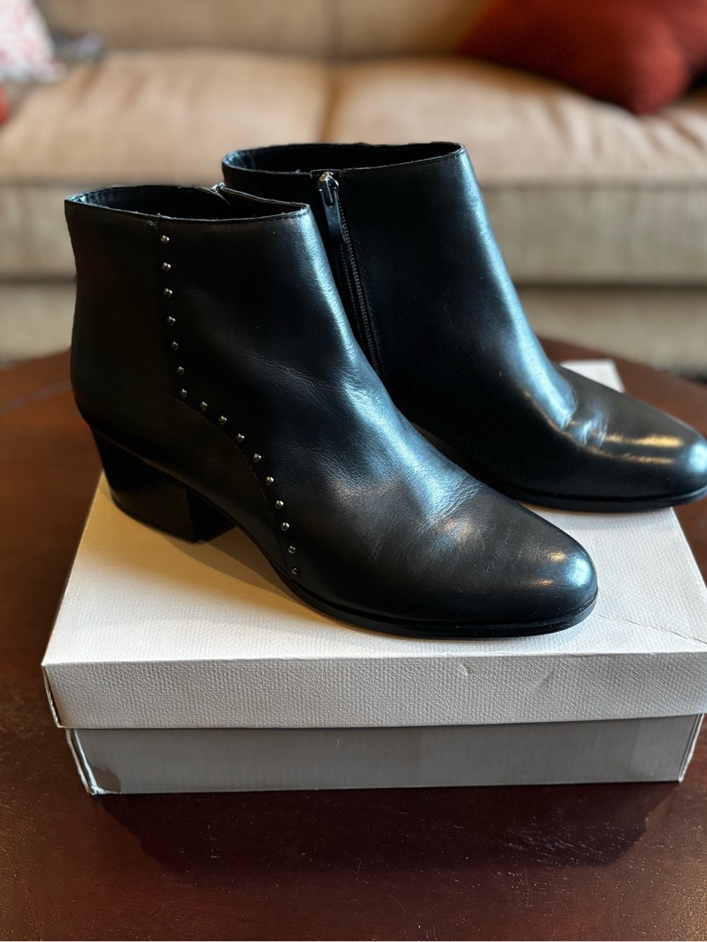 *NEW* Franco Sarto Black Leather Ankle Boots - L-Elysse - Size: 10M